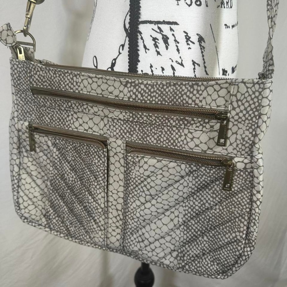 Travelon Crossbody Purse Animal Print Antitheft Like New 10 x 13 Messenger Bag